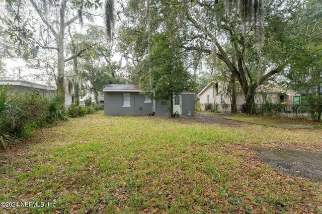 2221 COMMONWEALTH Avenue, Jacksonville, FL 32209
