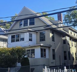 112 Edgewood Street, Hartford, CT 06112