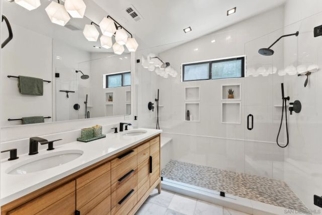 2718 Havasupai Ave, San Diego, CA 92117