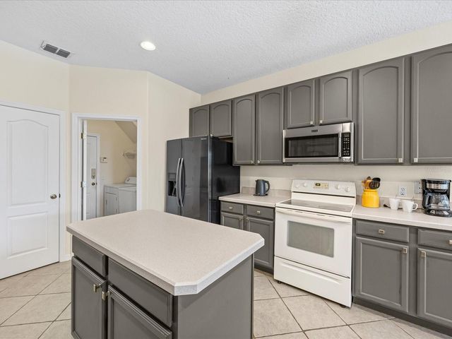 407 GRAND RESERVE DRIVE, Davenport, FL 33837