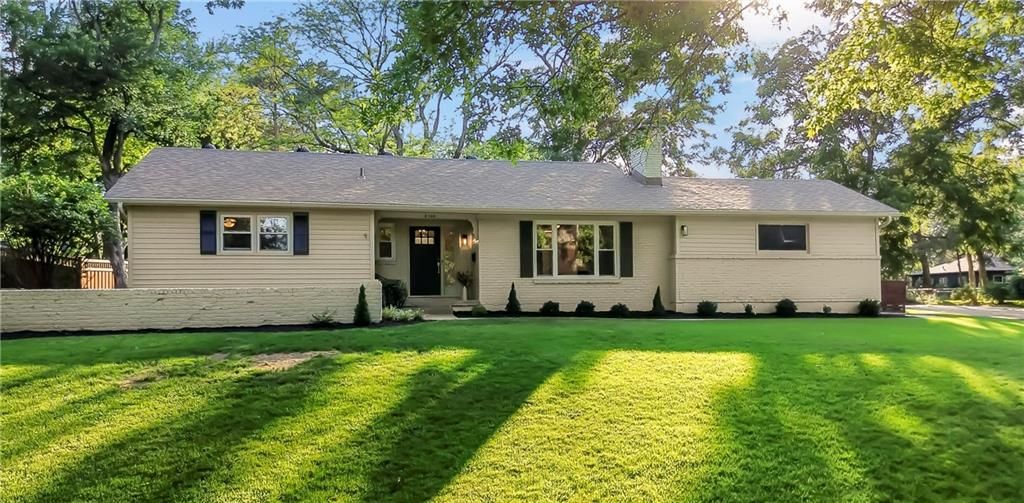 8100 Dearborn Drive, Prairie Village, KS 66208