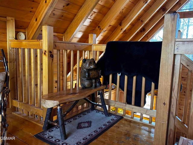 656 Forest Drive, Pigeon Forge, TN 37863