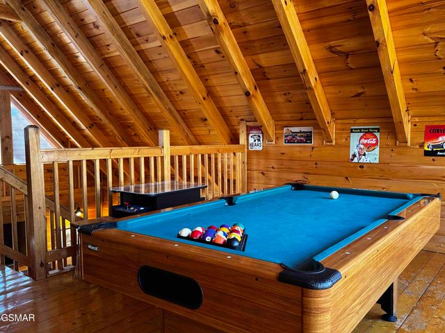 656 Forest Drive, Pigeon Forge, TN 37863