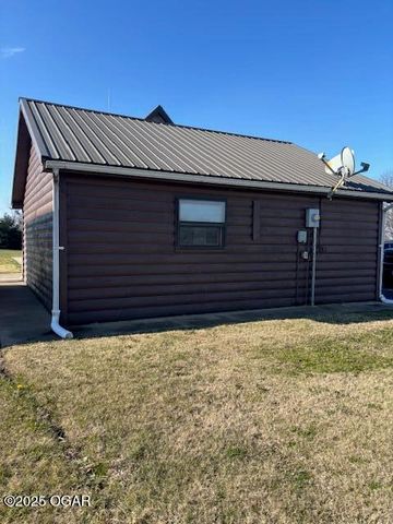 14146 Kafir Road, Carthage, MO 64836