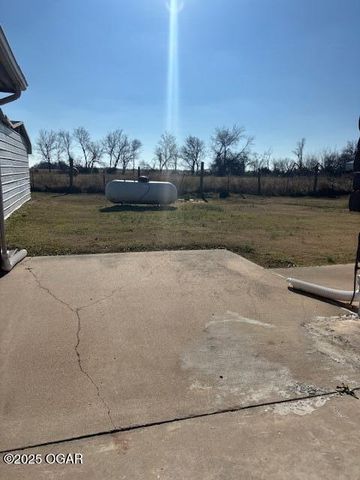 14146 Kafir Road, Carthage, MO 64836