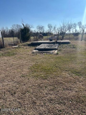 14146 Kafir Road, Carthage, MO 64836