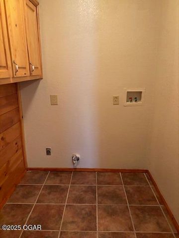 14146 Kafir Road, Carthage, MO 64836