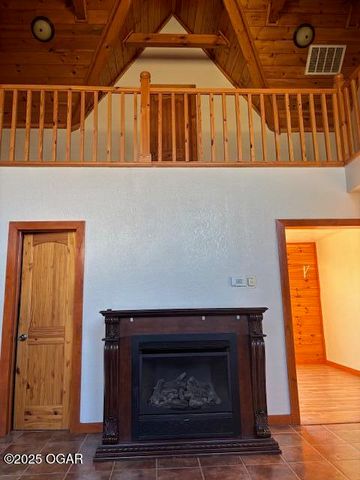 14146 Kafir Road, Carthage, MO 64836