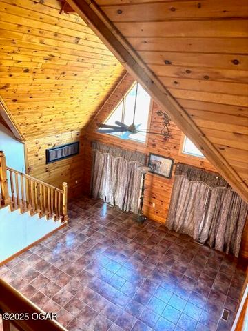 14146 Kafir Road, Carthage, MO 64836