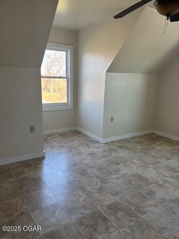 14146 Kafir Road, Carthage, MO 64836