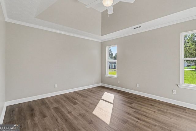 37 Greentree Drive, Newnan, GA 30265
