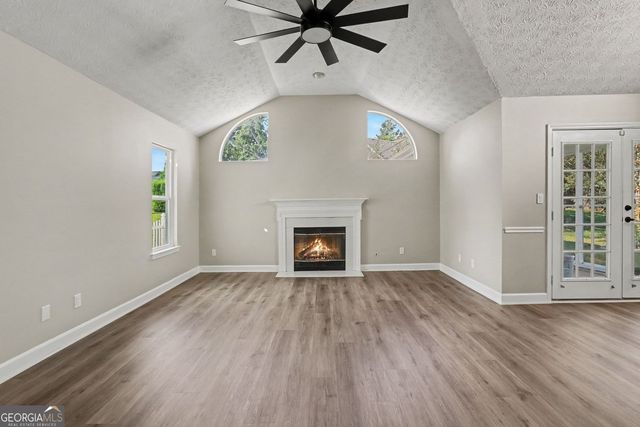 37 Greentree Drive, Newnan, GA 30265