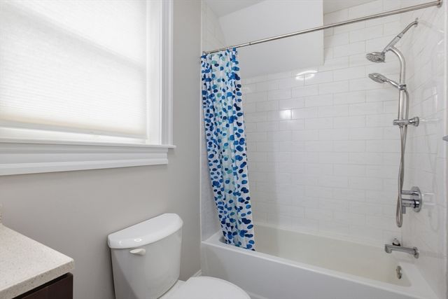 28 Beecher Pl B, Newton, MA 02459