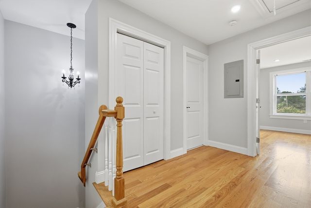 28 Beecher Pl B, Newton, MA 02459