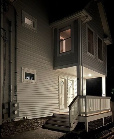 28 Beecher Pl B, Newton, MA 02459