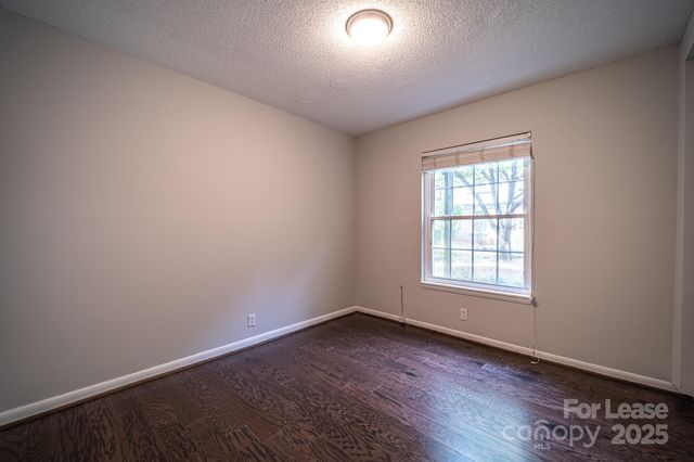 2626 Park Road E, Charlotte, NC 28209