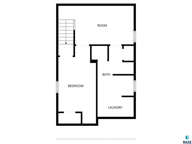 213 E 32nd St Street, Sioux Falls, SD 57105