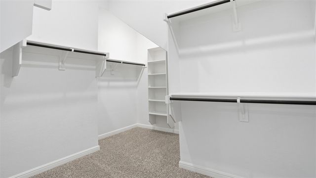4915 SIMMENTAL Drive, Arlington, TX 76001