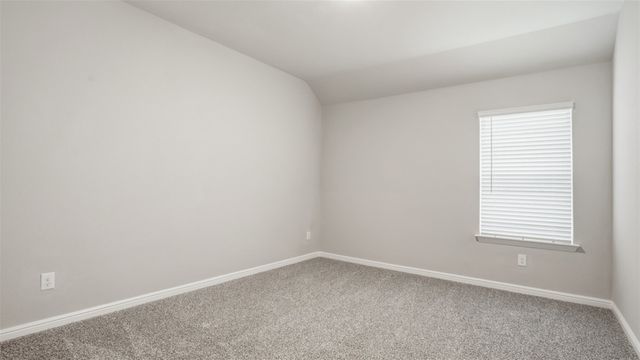 4915 SIMMENTAL Drive, Arlington, TX 76001