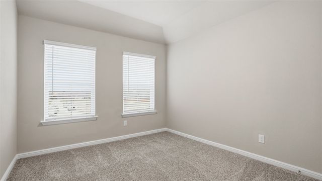 4915 SIMMENTAL Drive, Arlington, TX 76001