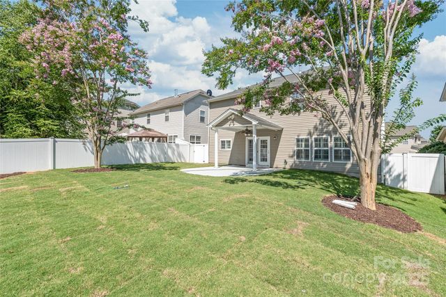 120 Waterlynn Club Drive, Mooresville, NC 28117