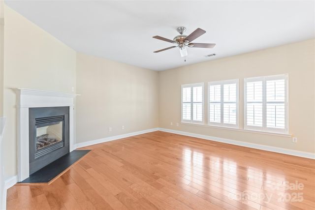 120 Waterlynn Club Drive, Mooresville, NC 28117