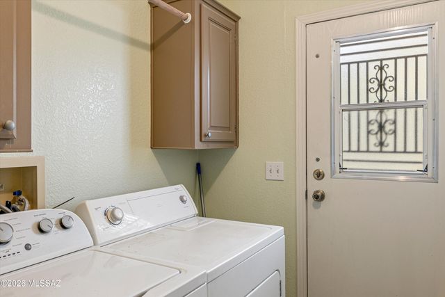 1961 S Tilting T Place, Tucson, AZ 85713