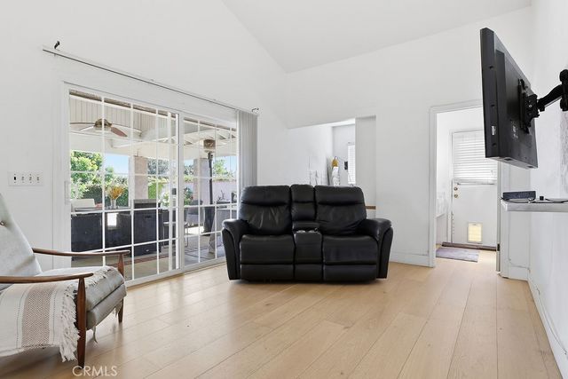 742 Sycamore Avenue, Glendora, CA 91741