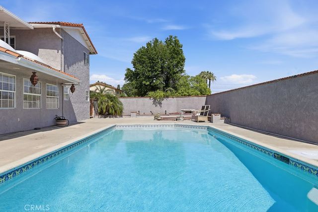 742 Sycamore Avenue, Glendora, CA 91741
