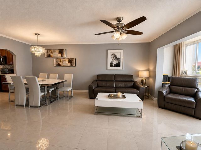 2951 E SUNRISE LAKES 312, Sunrise, FL 33322