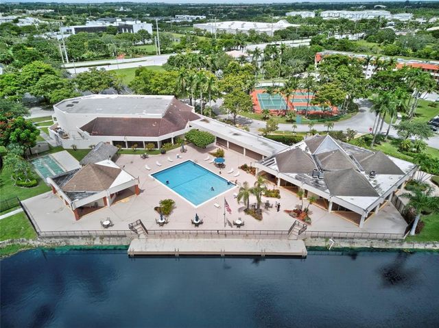 2951 E SUNRISE LAKES 312, Sunrise, FL 33322