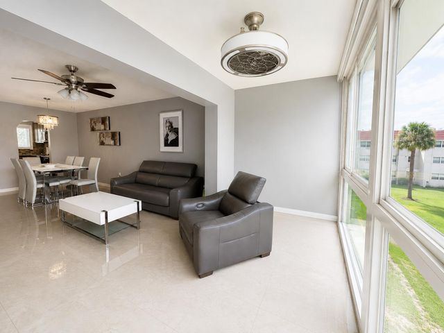 2951 E SUNRISE LAKES 312, Sunrise, FL 33322