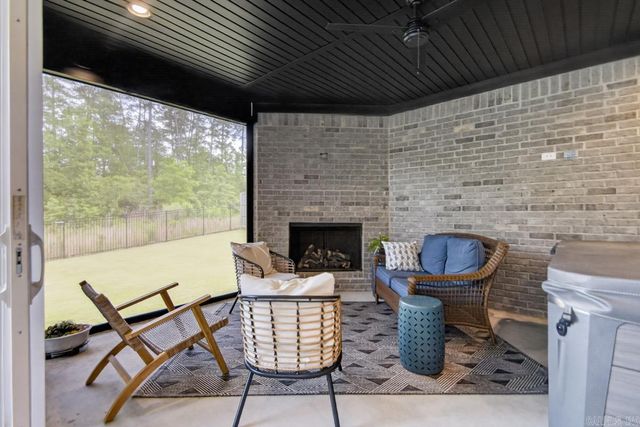 408 Rosemary Way, Little Rock, AR 72223