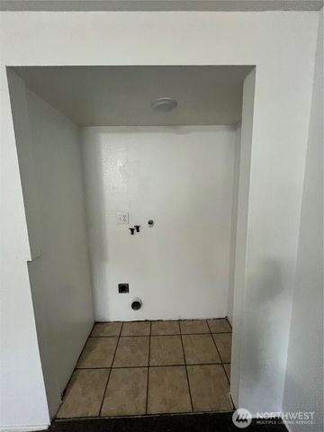 16421644 120th Street S, Tacoma, WA 98444