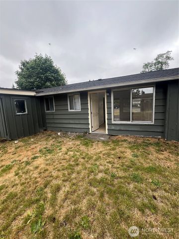 16421644 120th Street S, Tacoma, WA 98444