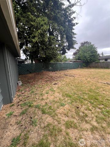 16421644 120th Street S, Tacoma, WA 98444