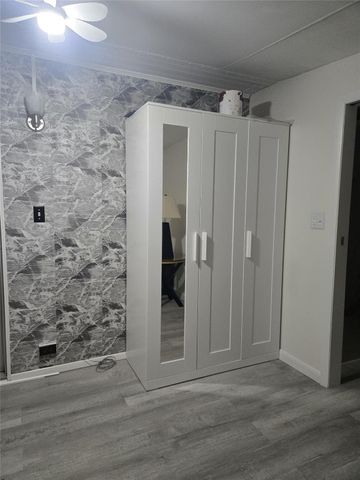 2321 SW 87th Terrace, Davie, FL 33324