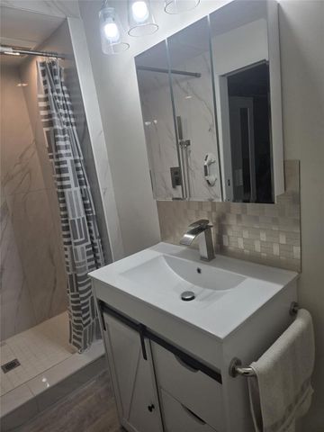 2321 SW 87th Terrace, Davie, FL 33324