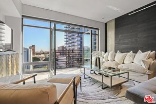 1111 S Grand Avenue 916, Los Angeles, CA 90015