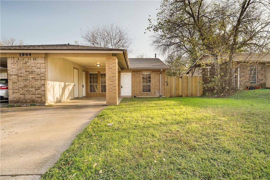 1944 Nicole CIR A, Round Rock, TX 78664