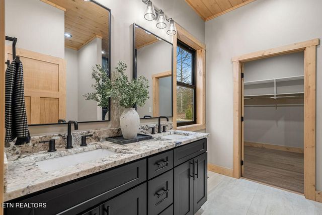 3157 Wears Drive, Sevierville, TN 37862