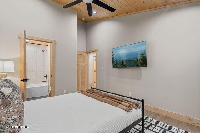 3157 Wears Drive, Sevierville, TN 37862