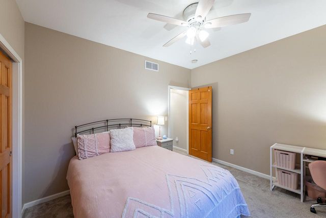 8442 E Ridge DRIVE, Pleasant Prairie, WI 53158