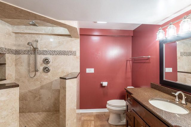 8442 E Ridge DRIVE, Pleasant Prairie, WI 53158