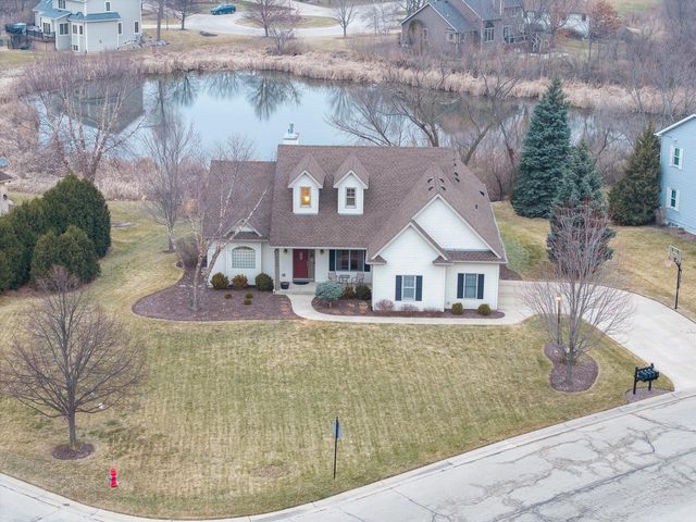 8442 E Ridge DRIVE, Pleasant Prairie, WI 53158