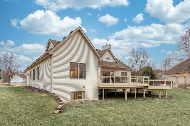 8442 E Ridge DRIVE, Pleasant Prairie, WI 53158