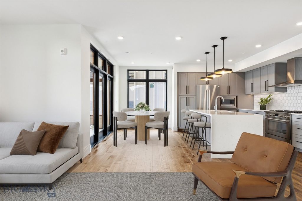 315 N Tracy Avenue 301, Bozeman, MT 59715 photo 2