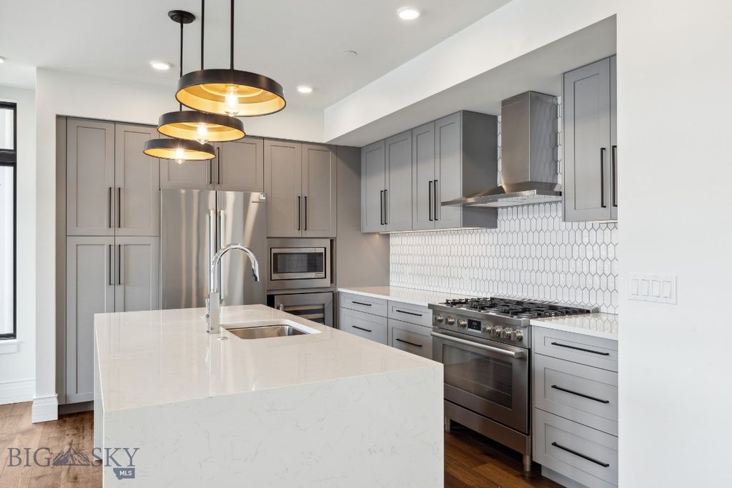 315 N Tracy Avenue 301, Bozeman, MT 59715 photo 4