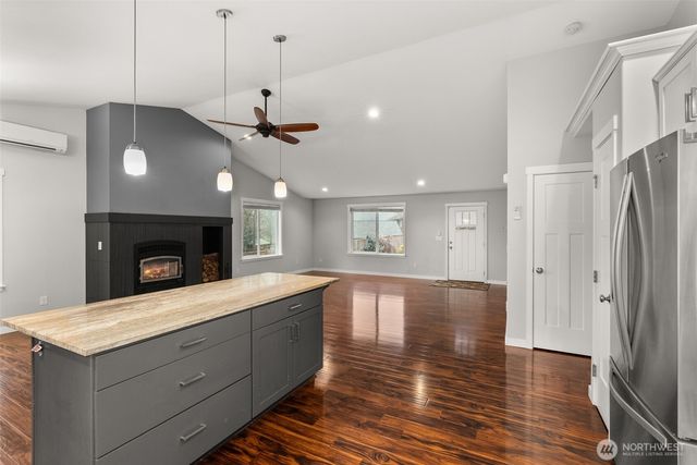 3115 & 3119 Zenkner Valley Road SW, Centralia, WA 98531
