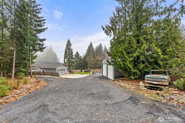 3115 & 3119 Zenkner Valley Road SW, Centralia, WA 98531